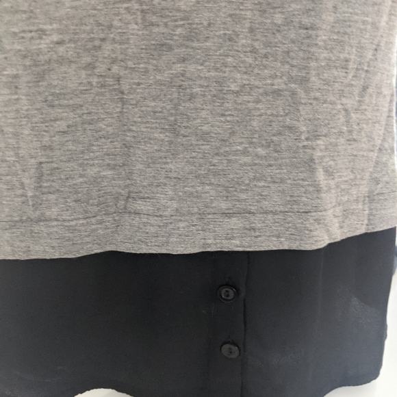 Gray And Black Working Long Top Sz M. NWOT - Picture 3 of 4